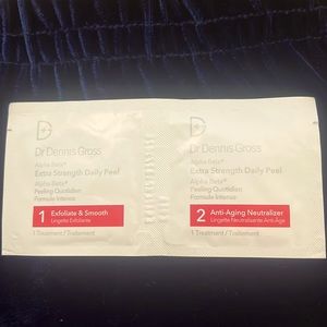 Dr Dennis Gross extra strength daily peel sample